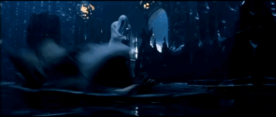 Gandalf sliding across the floor during his fight with Saruman